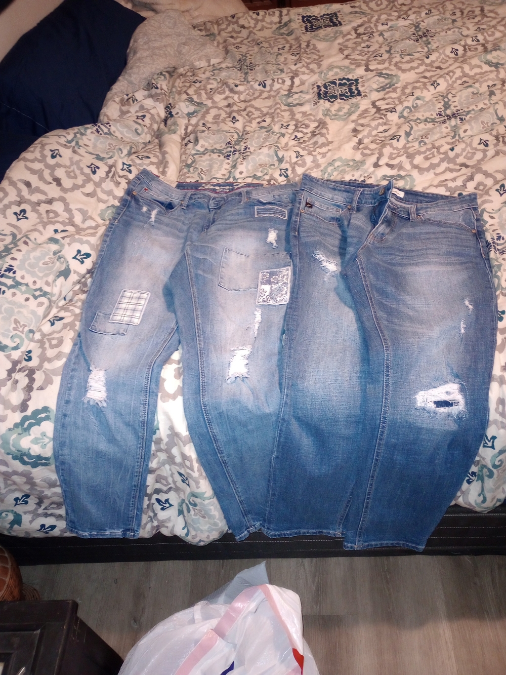 KanCan/7seven Light Blue Distressed Boyfriend Jeans